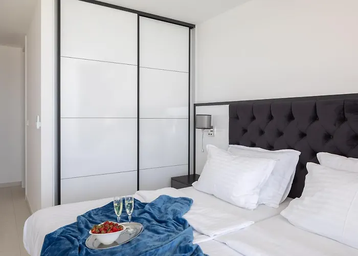 Adria View With Heated Pool Ii * Trogir