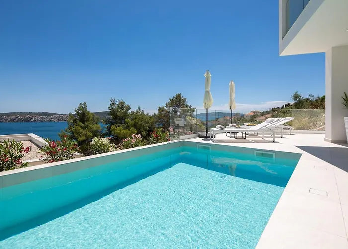 Villa Adria View With Heated Pool Ii Trogir