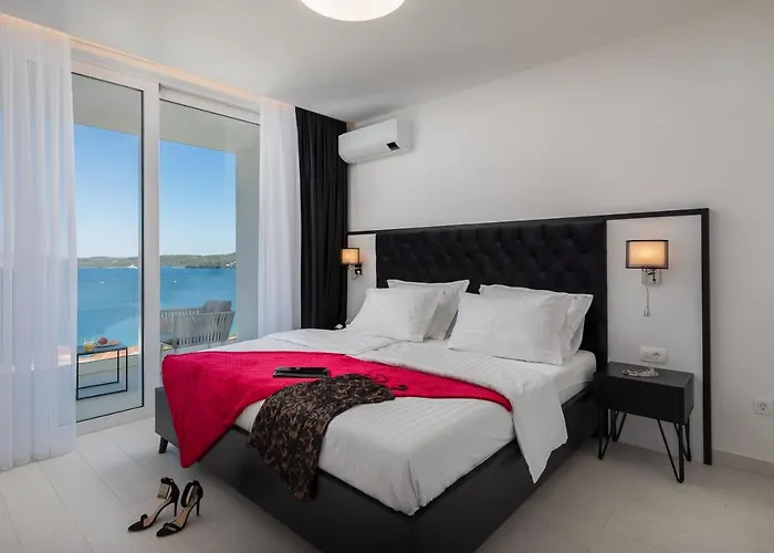 Adria View With Heated Pool Ii Villa *