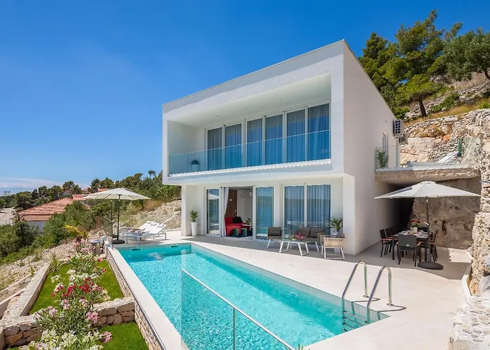 Βίλα Adria View With Heated Pool Ii *