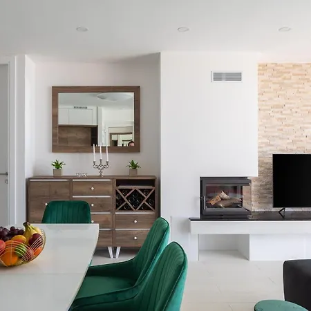 Adria View With Heated Pool Ii *